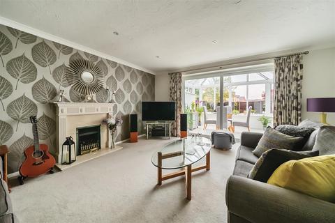 3 bedroom link detached house for sale, Dovedale Close, Sandhurst GU47