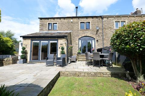 1, Longroyd Barn Barnwood Road, Earby, Barnoldswick, BB18 6PB