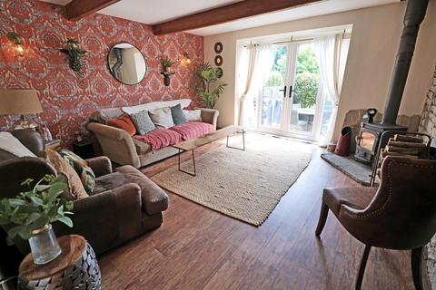 1, Longroyd Barn Barnwood Road, Earby, Barnoldswick, BB18 6PB