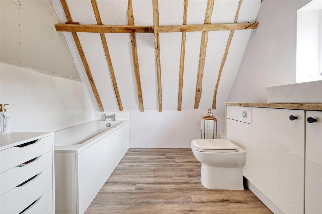En Suite Bathroom