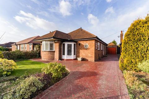 2 bedroom bungalow for sale, Wincham Road, Sale, Greater Manchester, M33