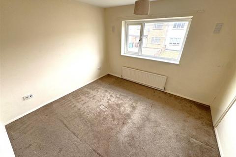 7 Bexhill Walk, Corby, NN18 0PY