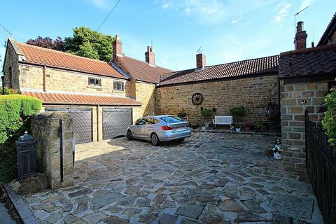 3 bedroom barn conversion for sale, Lilac Farm Close, Wickersley, Rotherham