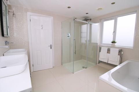 17 Tudor Road, Beckenham, BR3 6QR