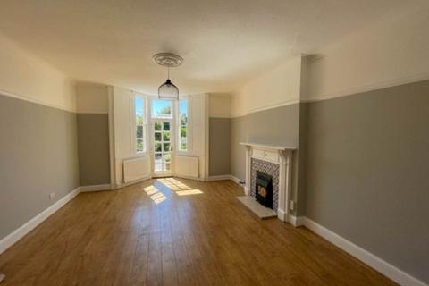 3 bedroom flat to rent, Southside, Weston-super-Mare, North Somerset