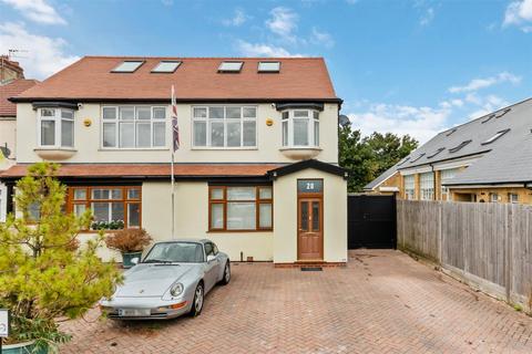 7 bedroom semi-detached house for sale, Arras Avenue, Morden SM4