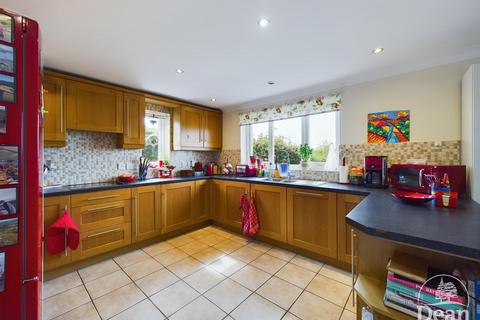 3 bedroom bungalow for sale, Nine Wells Close, Berry Hill, Coleford