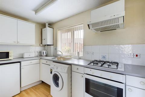 1 bedroom flat to rent, Emet Grove, Bristol BS16