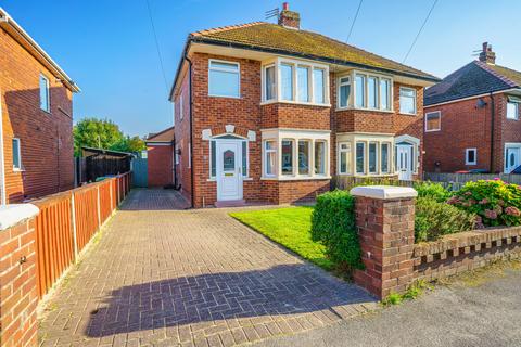 4 bedroom semi-detached house for sale, Springfield Drive, Thornton FY5