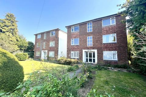 2 bedroom flat for sale, Church Lane, Chessington, Surrey. KT9 2DL