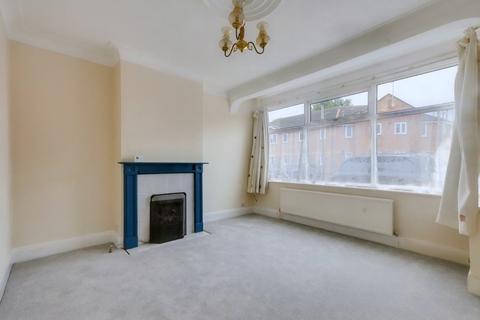 3 bedroom terraced house to rent, Crompton Street, Chelmsford CM1