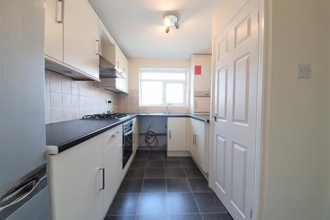 1 bedroom flat to rent, Stock Park Court, St. Lawrence Gardens, Leigh-on-sea