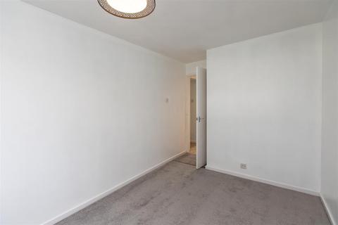 2 bedroom flat to rent, Middleton Hall Road, Birmingham