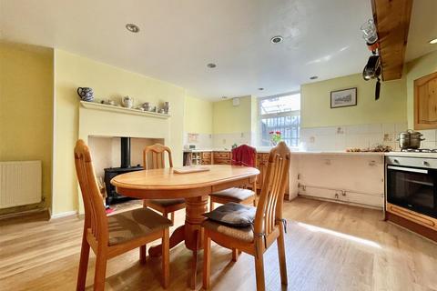 2 bedroom terraced house for sale, Vine Terrace West, Bradford BD8