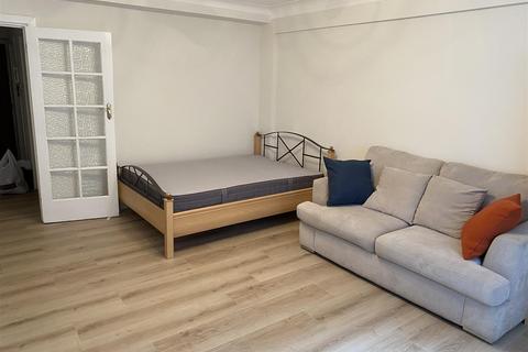 Studio for sale, Park West ¦ Edgware Road | London | W2