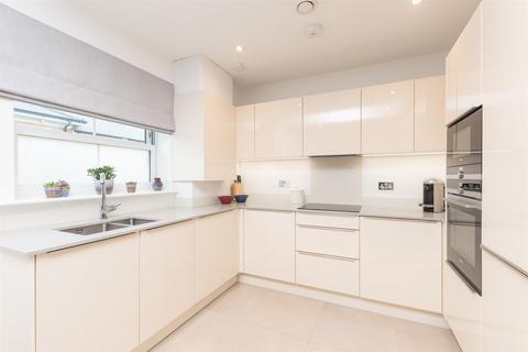 2 bedroom apartment for sale, Sovereign Place, Tunbridge Wells, Kent