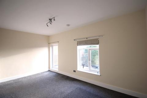 2 bedroom apartment to rent, Feckenham Road, Headless Cross