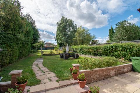 5 bedroom detached house for sale, Uppingham Road, Leicester