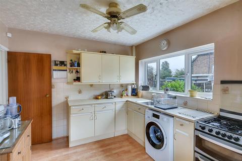 4 bedroom semi-detached house for sale, Thoresby Road, Long Eaton