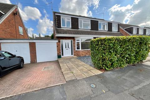 3 bedroom semi-detached house for sale, Meadow Lane, Stoke-On-Trent, ST4