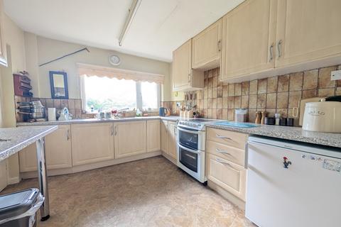 4 bedroom semi-detached house for sale, Granville Terrace, Bingley, West Yorkshire