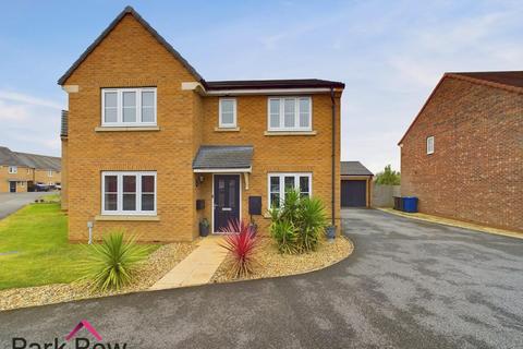 4 bedroom detached house for sale, Southlands Close, South Milford, Leeds