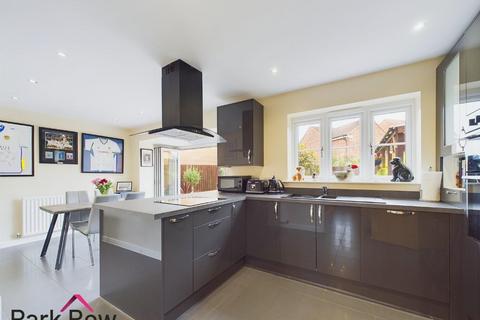 4 bedroom detached house for sale, Southlands Close, South Milford, Leeds