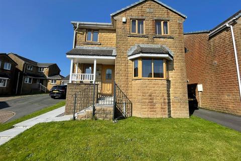 4 bedroom detached house for sale, Pinebury Drive, Bradford BD13