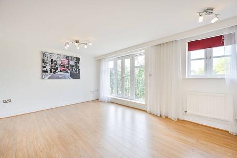 2 bedroom flat for sale, London Road, Brentford, TW8