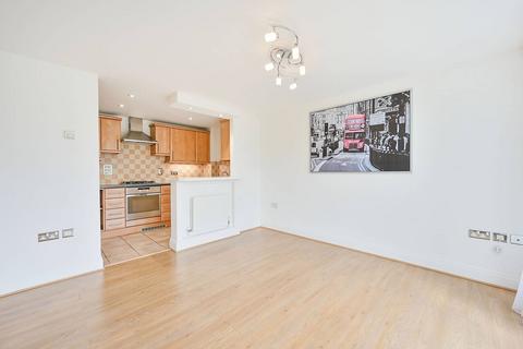 2 bedroom flat for sale, London Road, Brentford, TW8