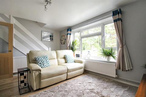 80 Kildare Close, Bordon, GU35 0HP