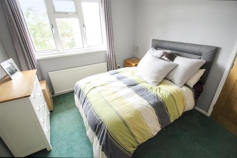 80 Kildare Close, Bordon, GU35 0HP