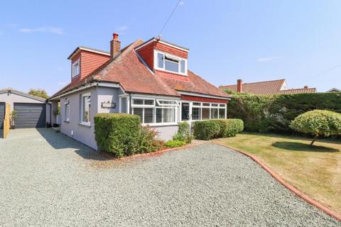 4 bedroom detached house for sale, Harold Road, Hayling Island