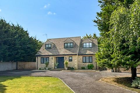 5 bedroom detached house for sale, Burford Road, Minster Lovell, Witney, Oxfordshire, OX29