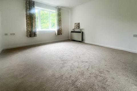 2 bedroom flat for sale, Home Mead, Denmead,