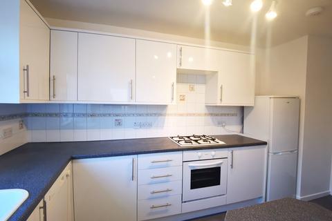 3 bedroom terraced house to rent, Buckstone Howe, Edinburgh EH10