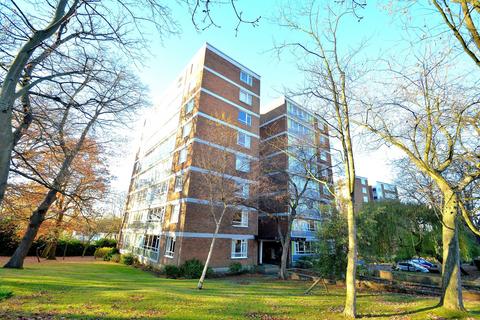 2 bedroom flat for sale, Farquhar Road, Crystal Palace SE19