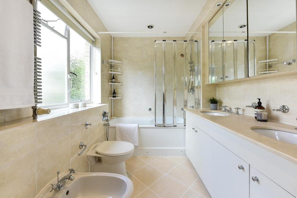 8 Sussex Square (7).JPG