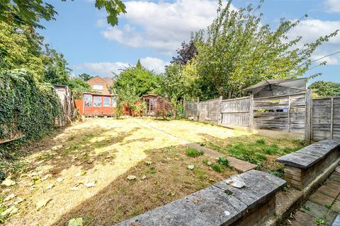 100 Hall Place Crescent, Bexley, DA5 1PR