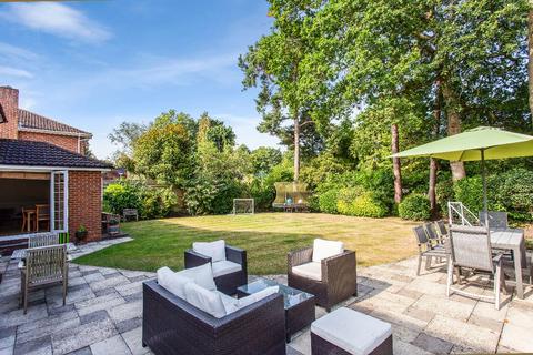 5 bedroom detached house for sale, The Poplars, Ascot