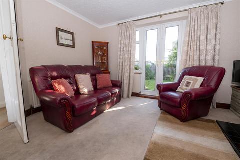 3 bedroom semi-detached house for sale, Water Royd Lane, Mirfield WF14