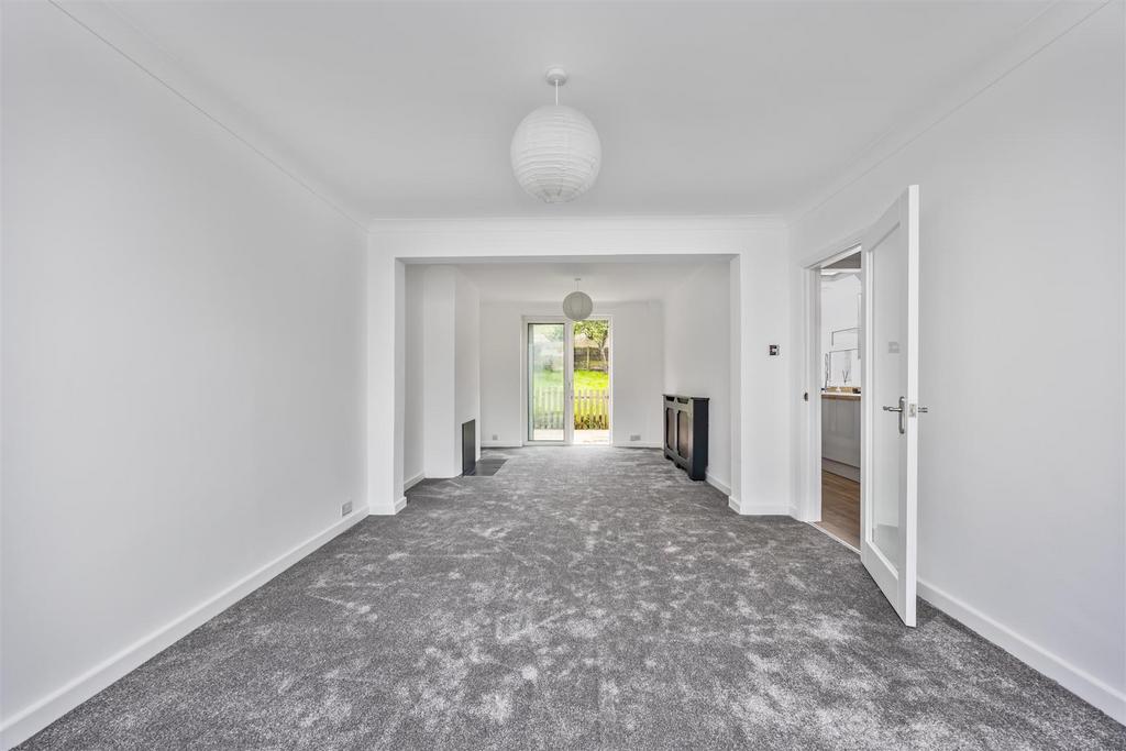 Sitting/Dining Room