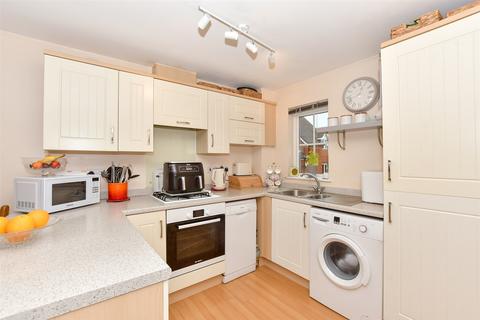 2 bedroom apartment for sale, Lancaster Way, Ashford, Kent