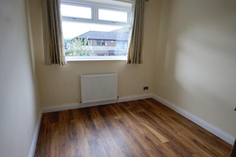 2 bedroom bungalow to rent, Sunfield Lane, Diggle OL3