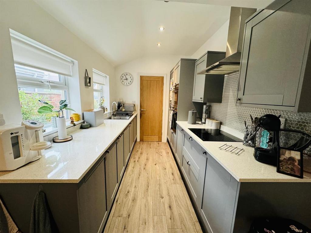 Open Plan Kitchen Diner Lounge Area