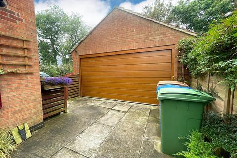 56 Cheyne Walk, Hornsea, HU18 1BX