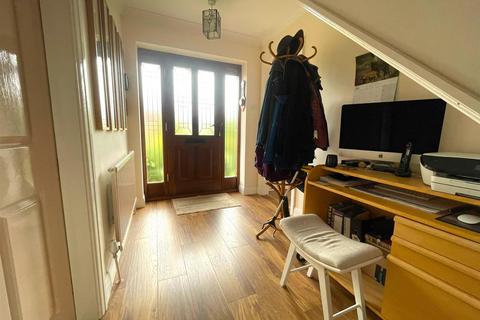 56 Cheyne Walk, Hornsea, HU18 1BX
