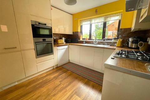 56 Cheyne Walk, Hornsea, HU18 1BX