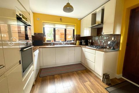 56 Cheyne Walk, Hornsea, HU18 1BX