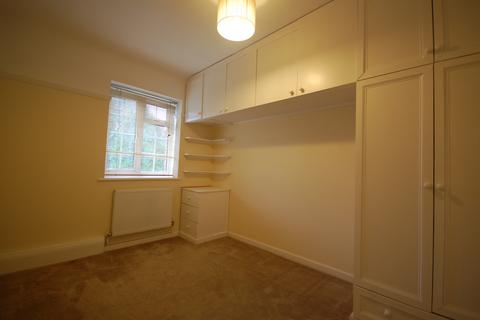 2 bedroom flat to rent, Kew Road, Richmond TW9